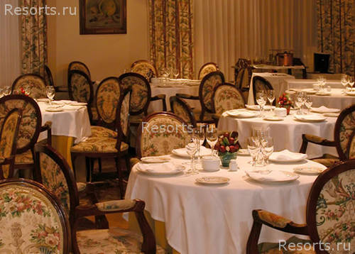 Tryp Azafata 17